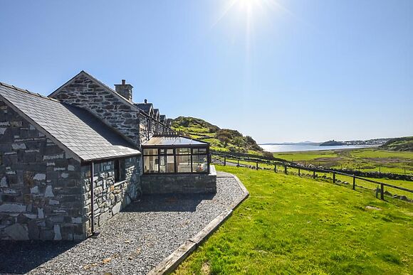 Ffermdy Penrhyn
