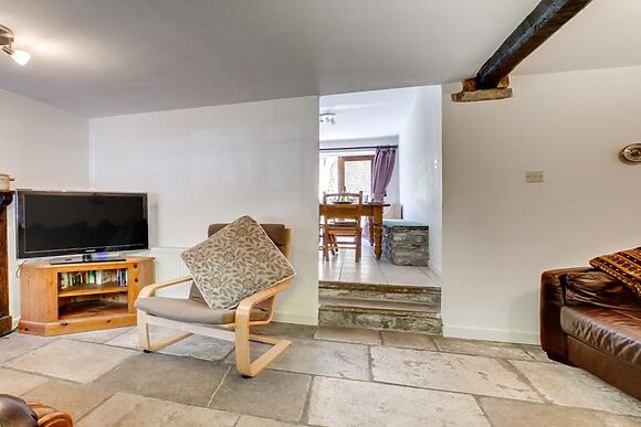 Cottage for 6 in Swanage - photo 2 of 15