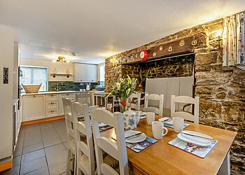 Cottage for 8 in Croyde