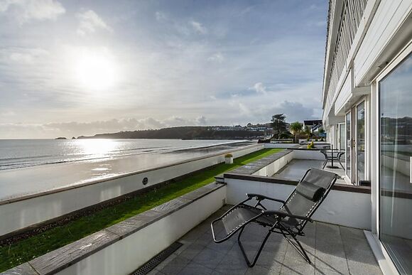 3A Strandways Court