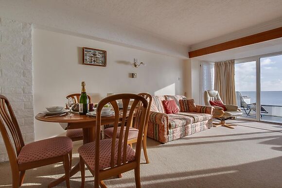 3A Strandways Court