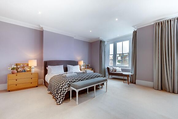Large 6-Bedroom House in Southwold - photo 11 of 13