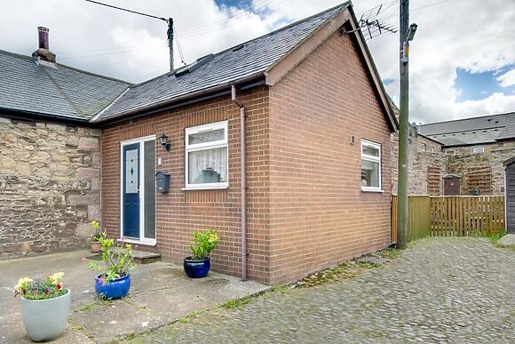 No 1 Sunnieside Square