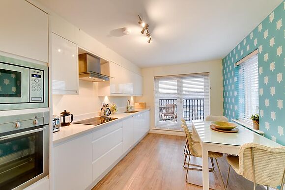 7 Seafield Upper Deck