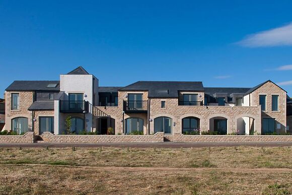 7 Seafield Upper Deck