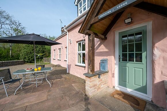 Trefloyne Lodge
