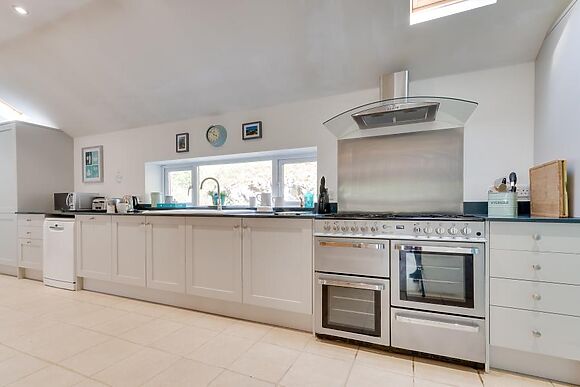 Trefloyne Lodge