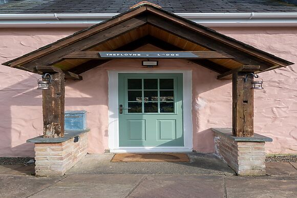 Trefloyne Lodge