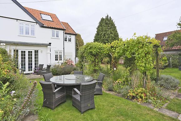 No 4 Moorside