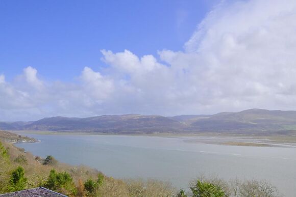 Apartment 4 The Old Stables