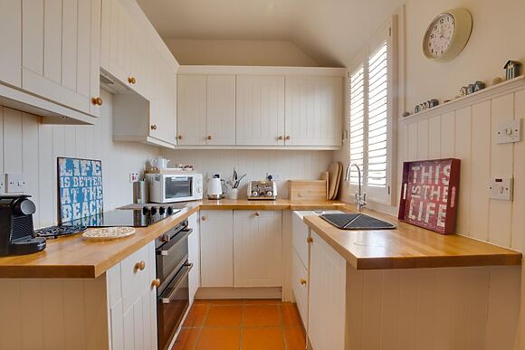 No 4 Armstrong Cottage Isobel