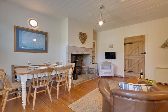 No 4 Armstrong Cottage Isobel