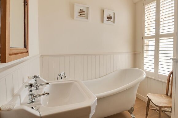 No 4 Armstrong Cottage Isobel