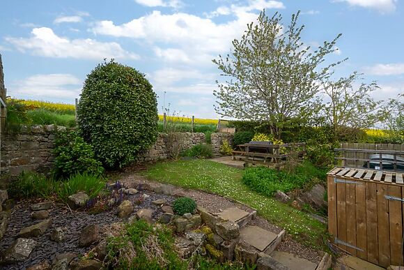Hedgerow Cottage