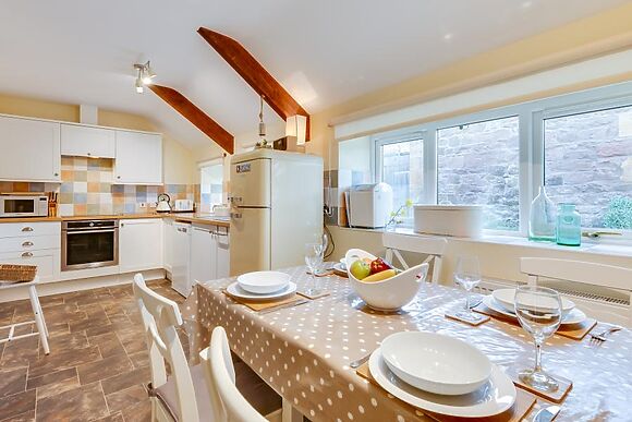 Hedgerow Cottage