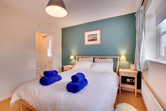 No 5 Longbeach Drive