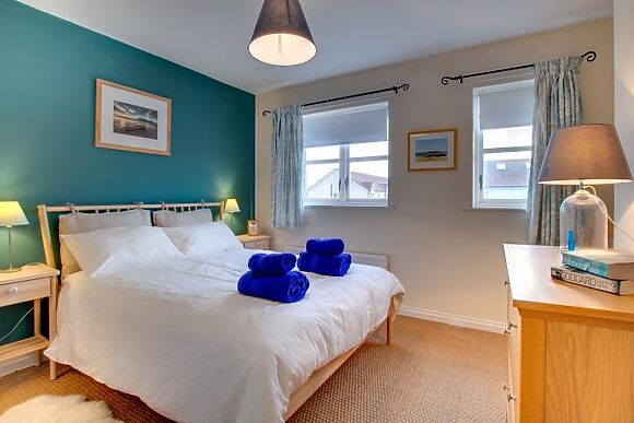 No 5 Longbeach Drive