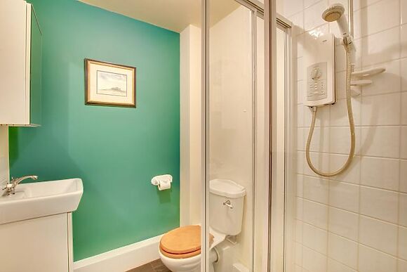 No 5 Longbeach Drive