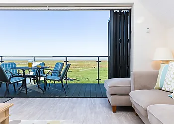 Balcony from the lounge with sea view