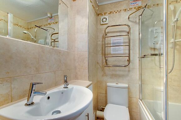 Pioneer Apt No 7
