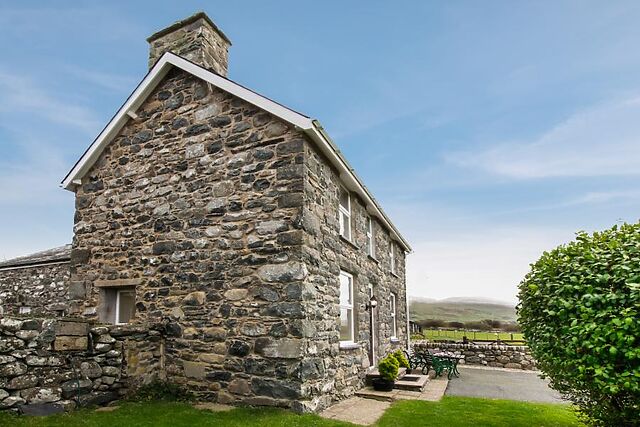 Bwthyn Y Fferm Farm Cottage