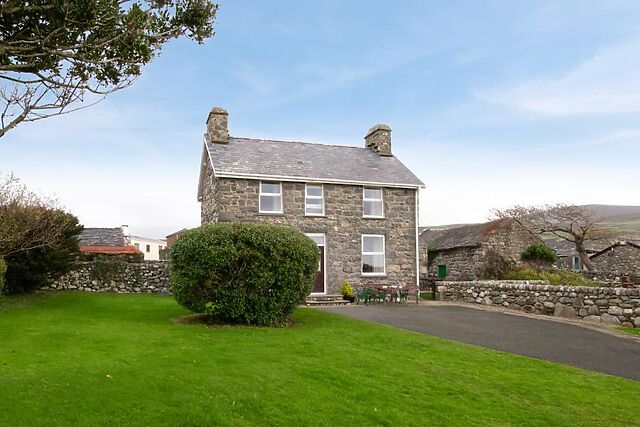Bwthyn Y Fferm Farm Cottage