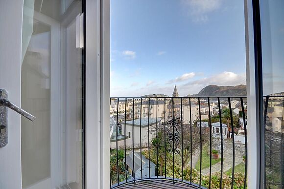 7 Cove View