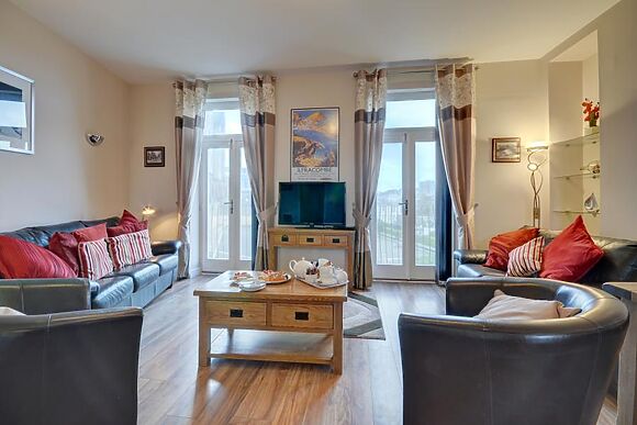 7 Cove View