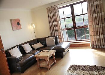 Barcud Lodge