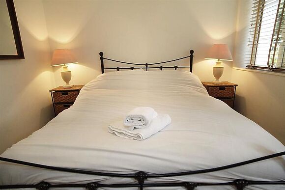 Holly Tree Lodge