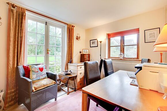 Old Post Office Cottage