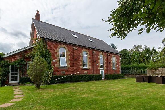 The Old Chapel And Spa