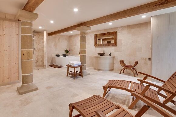 The Old Chapel And Spa