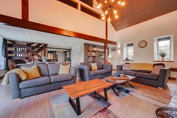 Ysgubor Caer Blaidd The Haybarn