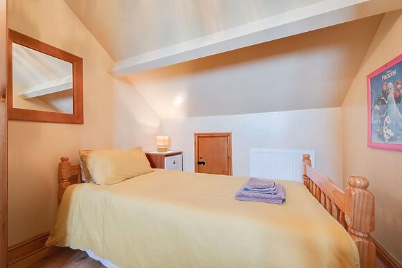 7 The Bungalows