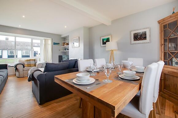 Porthole Cottage
