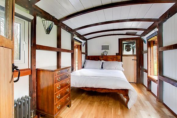 The Railway Carriage