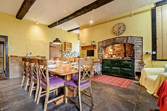 Gilestone Farmhouse
