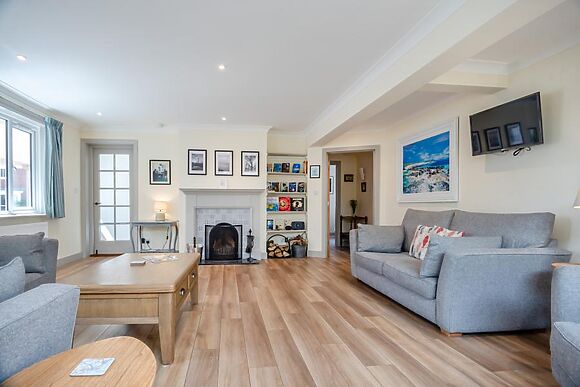 Barnaby Lodge