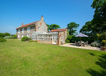 Bizewell Farmhouse