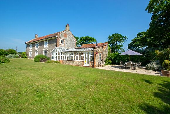 Bizewell Farmhouse