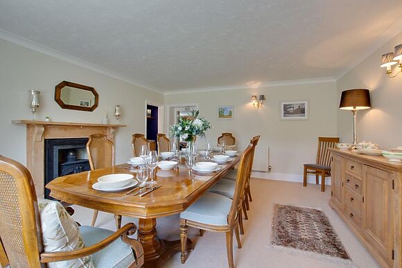 Bizewell Farmhouse