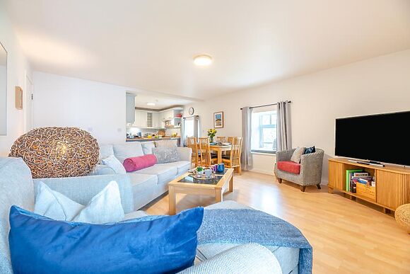 Bay View No 5 The Maltings
