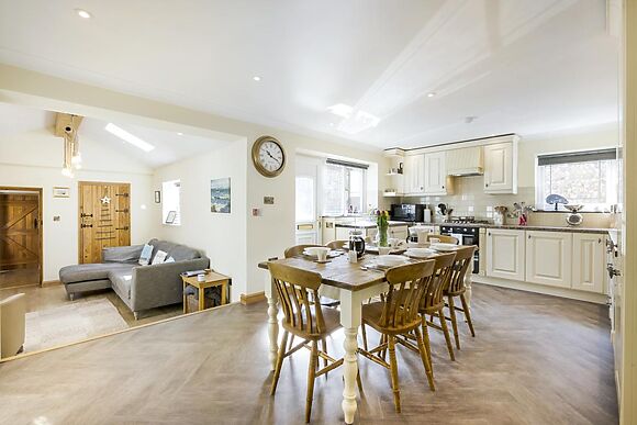 Eva Cottage