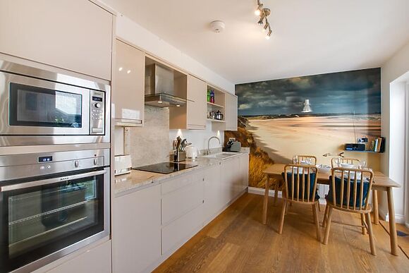 The Beach Pad 4 Seafield