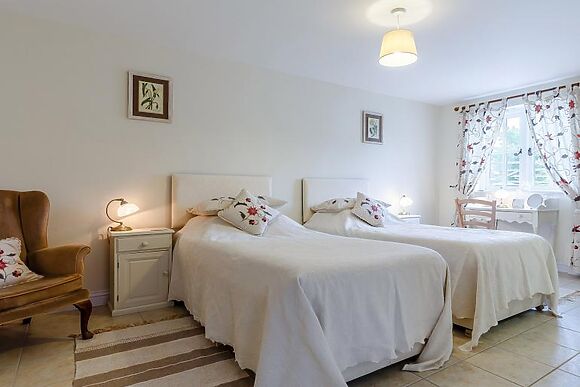 Little Roseveth Jasmine Cottage
