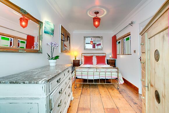 Large Cottage for 11 in St Ives
