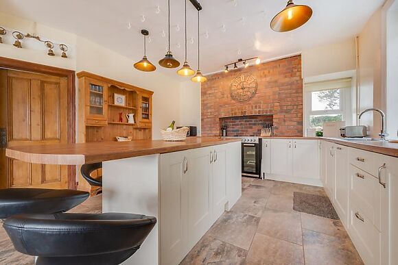 Green Grove Farmhouse