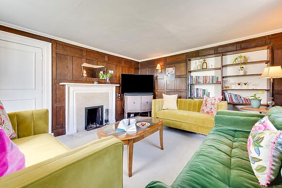 2 The Old Vicarage