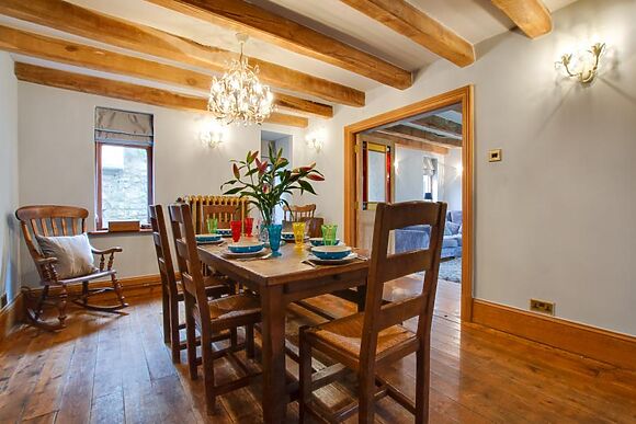 Wall Cottage